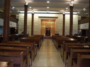 The interior of the Moscow JCC's synagogue.
