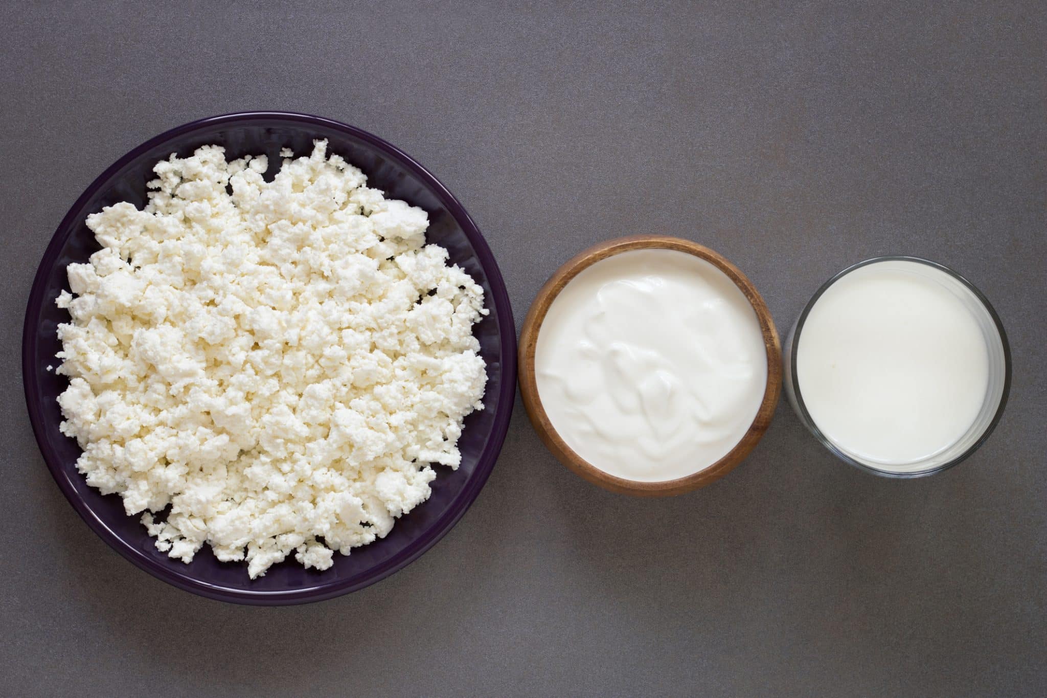 Tvorog, sour cream, kefir. Fermented dairy products