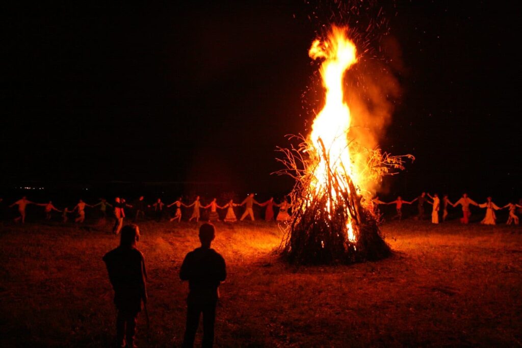 Russian MiniLessons: День Ивана Купала - Ivan Kupala Day