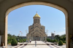 Sameba Holy Trinity Cathedral: Tbilisi’s Marvel of Pride and Identity