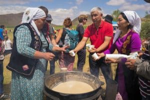 kymys kumis kyrgyz drink 