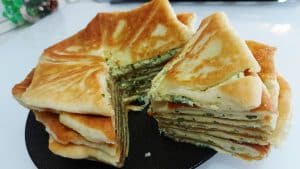 Moldovan pastry Plăcinte